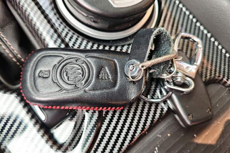 Used Buick Envision 2017 20T Two-Wheel Drive Leading Version Vehicle Key