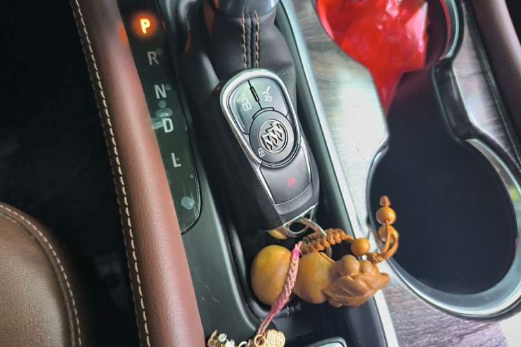 Used Buick Envision 2017 20T Two-Wheel Drive Luxury Model Vehicle Key