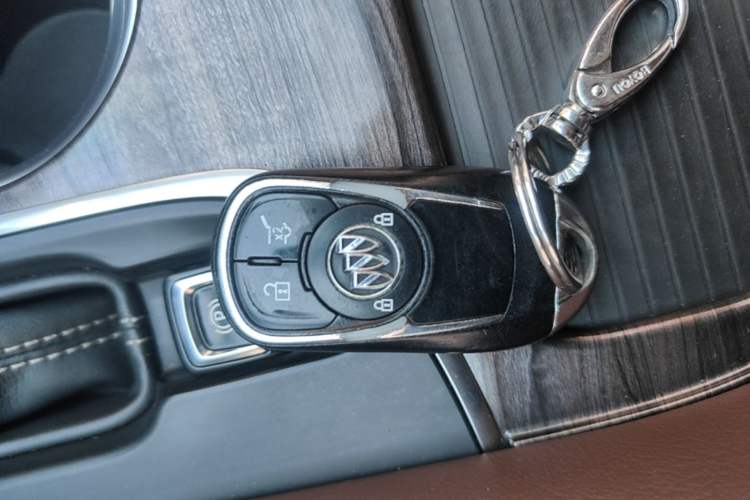 Used Buick Envision 2017 28T Four-Wheel Drive Elite Model Vehicle Key