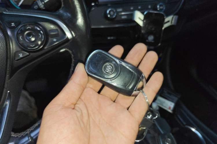 Used Buick Envision 2017 20T Two-Wheel Drive Elite Version Vehicle Key