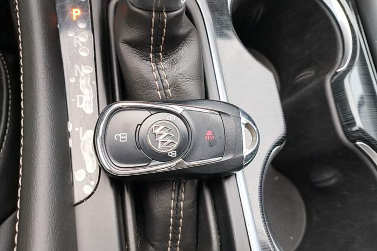 Used Buick Envision 2017 20T Two-Wheel Drive Leading Version Vehicle Key