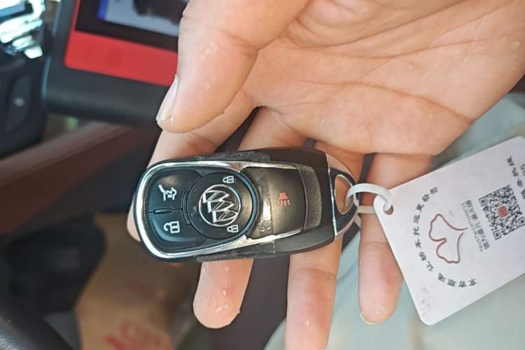 Used Buick Envision 2017 28T Four-Wheel Drive Luxury Model Vehicle Key