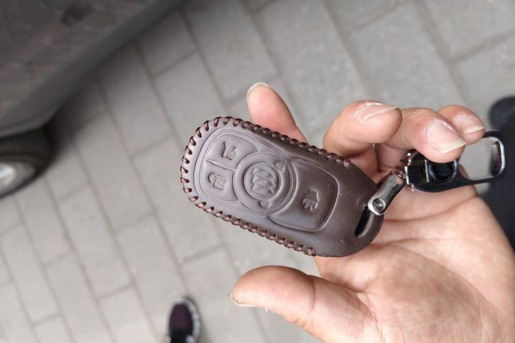 Used Buick Envision 2017 28T Four-Wheel Drive Elite Model Vehicle Key