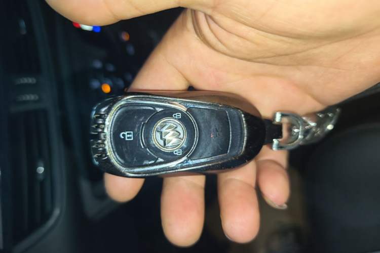Used Buick Envision 2017 20T Two-Wheel Drive Leading Version Vehicle Key