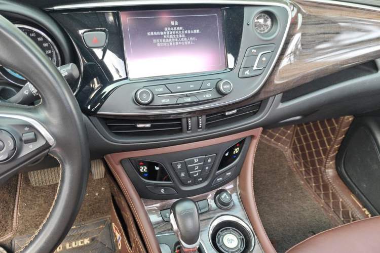 Used Buick Envision 2017 20T Two-Wheel Drive Luxury Model Audio And AC Panel