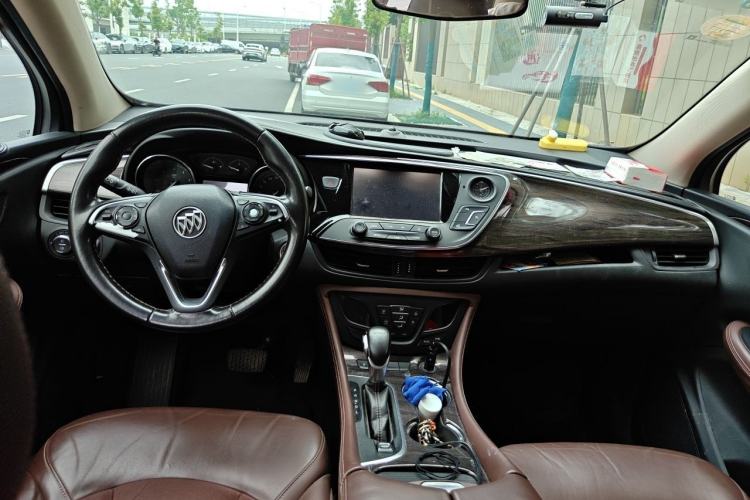 Used Buick Envision 2017 20T Two-Wheel Drive Luxury Model Center Console