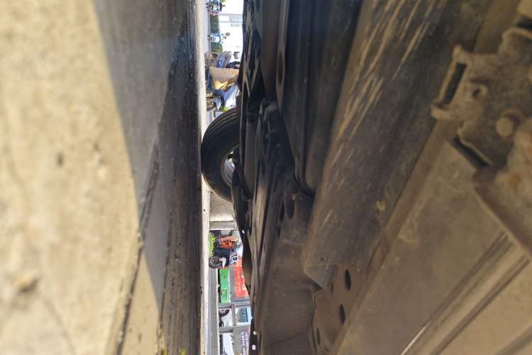 Used Buick Envision 2017 20T Two-Wheel-Drive Tech Edition Chassis Front Left