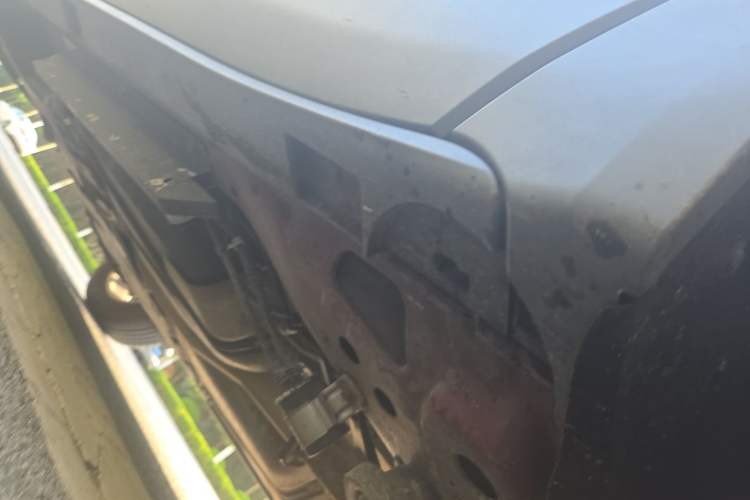 Used Buick Envision 2017 20T Two-Wheel-Drive Tech Edition Chassis Front Right