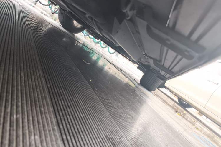 Used Buick Envision 2017 20T Two-Wheel Drive Elite Version Chassis Rear Right