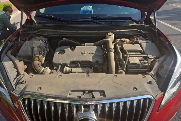 Used Buick Envision 2017 20T Two-Wheel-Drive Tech Edition Engine Bay