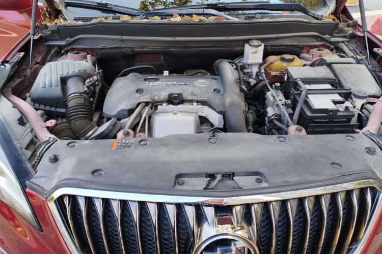 Used Buick Envision 2017 28T Four-Wheel Drive Elite Model Engine Bay