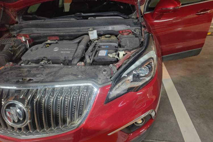 Used Buick Envision 2017 20T Two-Wheel Drive Luxury Model Engine Bay Left