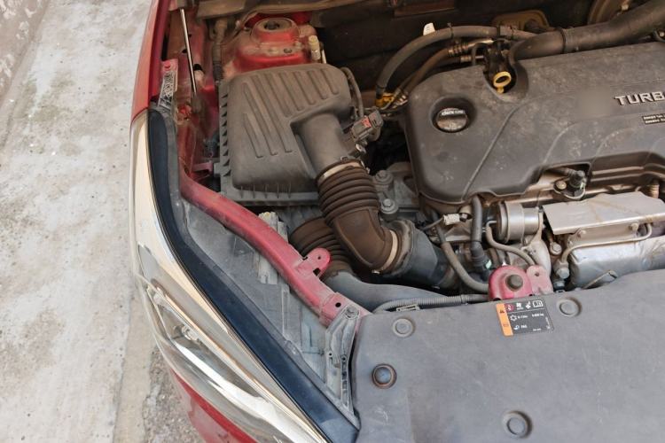 Used Buick Envision 2017 20T Two-Wheel Drive Luxury Model Engine Bay Right
