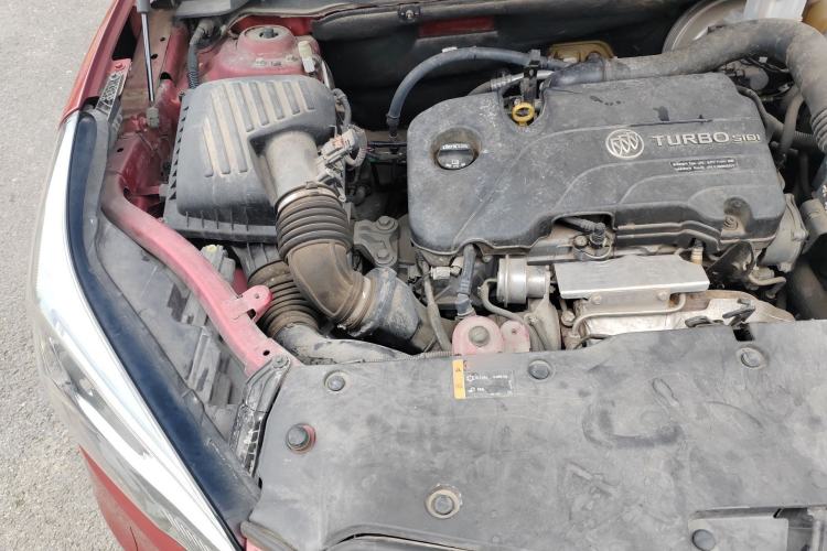 Used Buick Envision 2017 20T Two-Wheel Drive Luxury Model Engine Bay Right