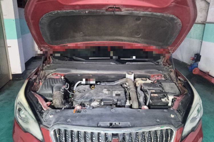 Used Buick Envision 2017 20T Two-Wheel Drive Luxury Model Engine Bay