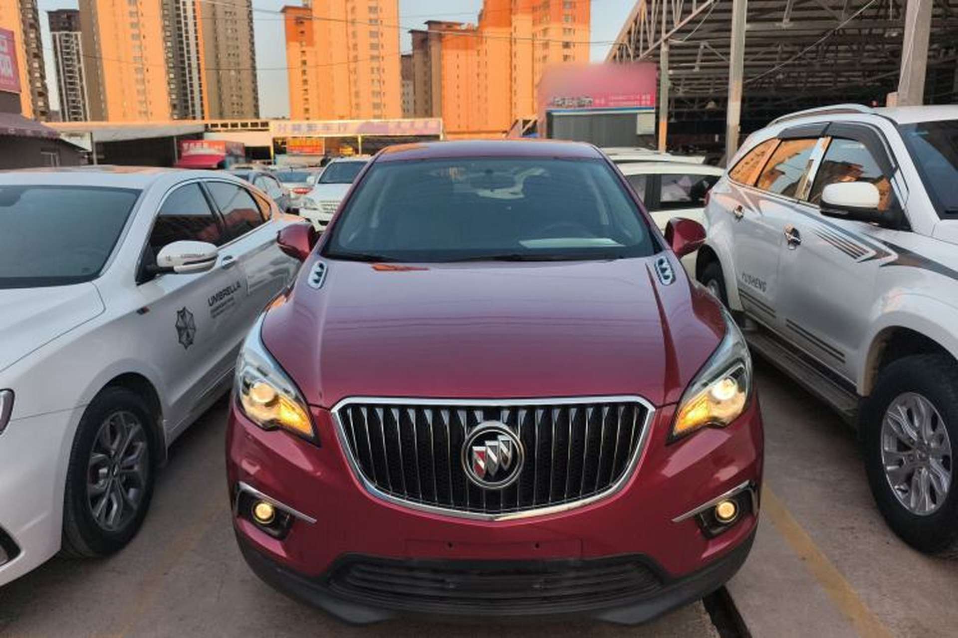 Used Buick Envision 2017 20T Two-Wheel-Drive Tech Edition Front