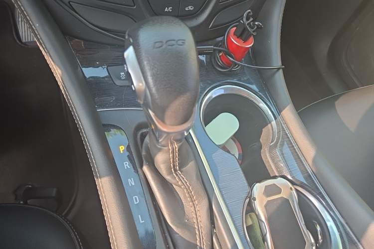 Used Buick Envision 2017 20T Two-Wheel-Drive Tech Edition Gear Lever