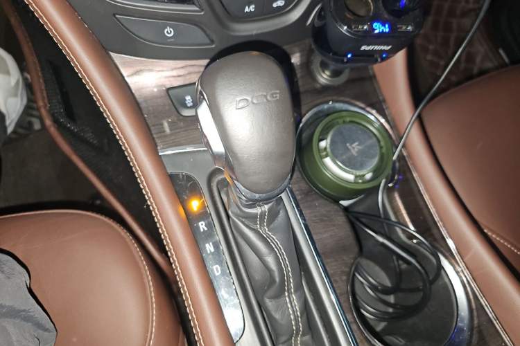 Used Buick Envision 2017 20T Two-Wheel Drive Luxury Model Gear Lever
