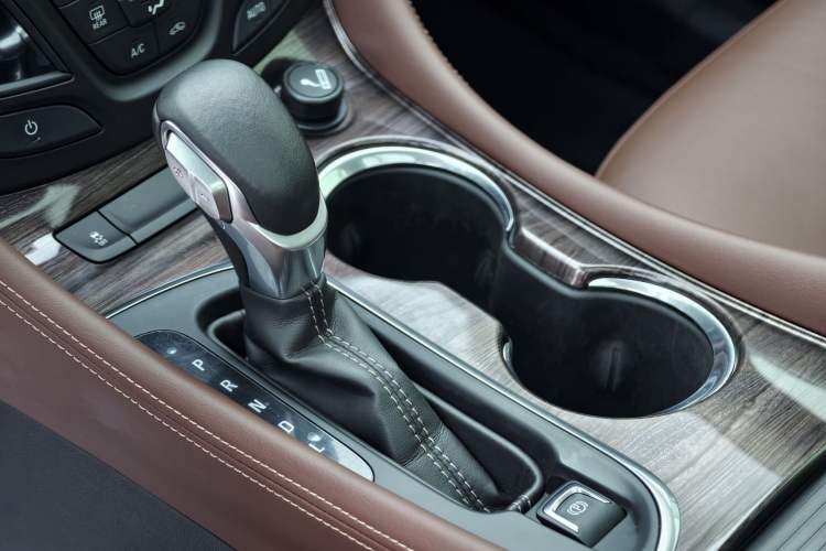 Used Buick Envision 2017 28T Four-Wheel Drive Elite Model Gear Lever