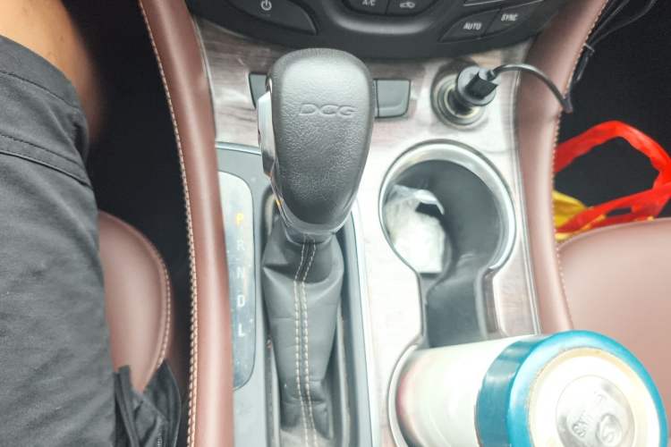 Used Buick Envision 2017 20T Two-Wheel Drive Elite Version Gear Lever