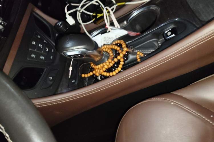 Used Buick Envision 2017 20T Two-Wheel Drive Elite Version Gear Lever