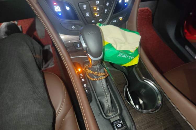 Used Buick Envision 2017 20T Two-Wheel Drive Luxury Model Gear Lever