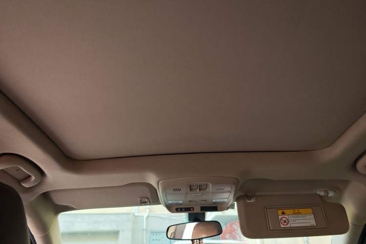Used Buick Envision 2017 20T Two-Wheel Drive Luxury Model Headliner