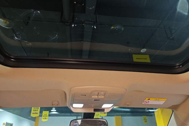 Used Buick Envision 2017 20T Two-Wheel Drive Elite Version Headliner