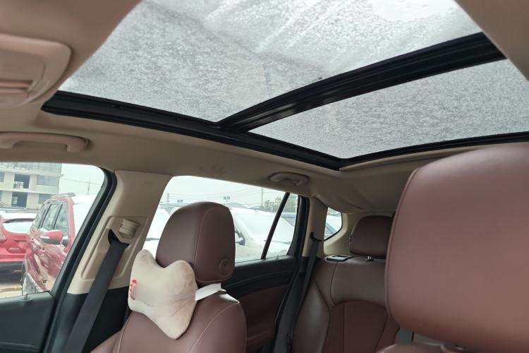 Used Buick Envision 2017 20T Two-Wheel Drive Elite Version Headliner