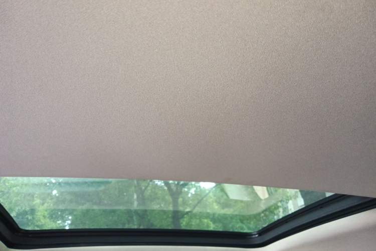 Used Buick Envision 2017 20T Two-Wheel Drive Luxury Model Headliner