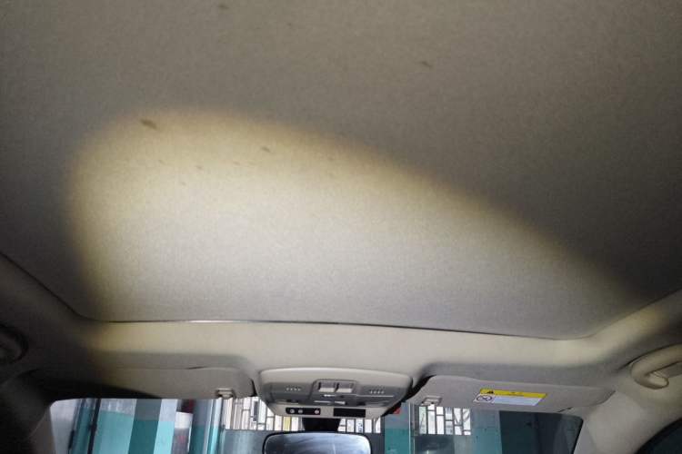 Used Buick Envision 2017 20T Two-Wheel Drive Luxury Model Headliner