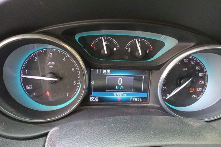Used Buick Envision 2017 20T Two-Wheel Drive Luxury Model Instrument Cluster