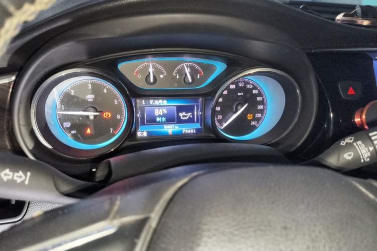 Used Buick Envision 2017 20T Two-Wheel Drive Luxury Model Instrument Cluster