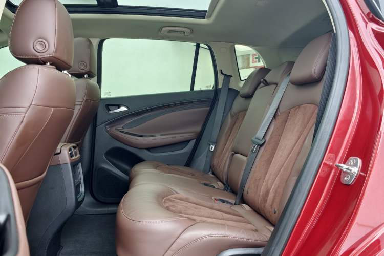 Used Buick Envision 2017 28T Four-Wheel Drive Elite Model Interior 2