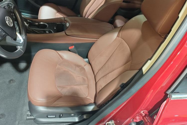 Used Buick Envision 2017 20T Two-Wheel Drive Elite Version Left Front Seat