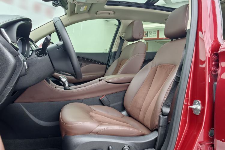Used Buick Envision 2017 28T Four-Wheel Drive Elite Model Left Front Seat