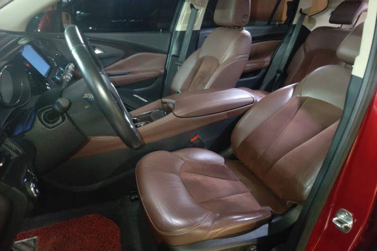 Used Buick Envision 2017 20T Two-Wheel Drive Luxury Model Left Front Seat