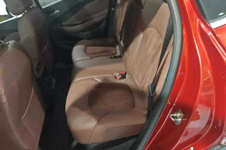 Used Buick Envision 2017 20T Two-Wheel Drive Elite Version Left Rear Seat