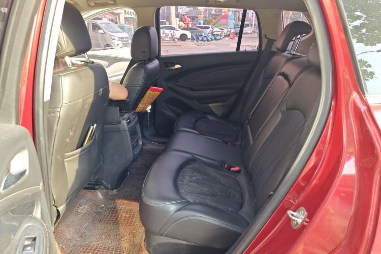 Used Buick Envision 2017 20T Two-Wheel-Drive Tech Edition Left Rear Seat