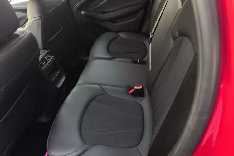 Used Buick Envision 2017 20T Two-Wheel-Drive Tech Edition Left Rear Seat