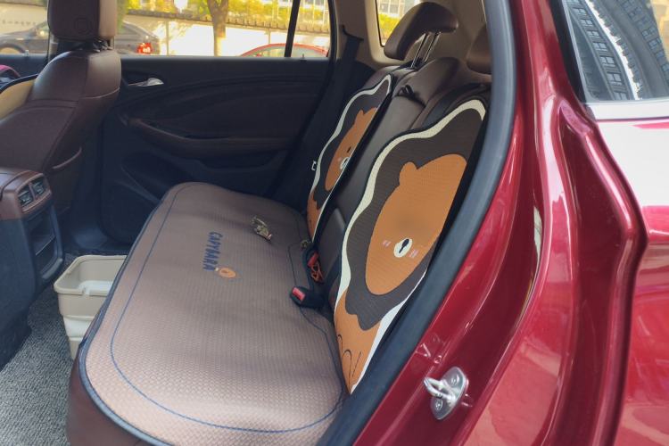 Used Buick Envision 2017 28T Four-Wheel Drive Elite Model Left Rear Seat
