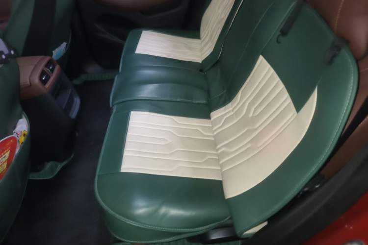 Used Buick Envision 2017 20T Two-Wheel Drive Luxury Model Left Rear Seat