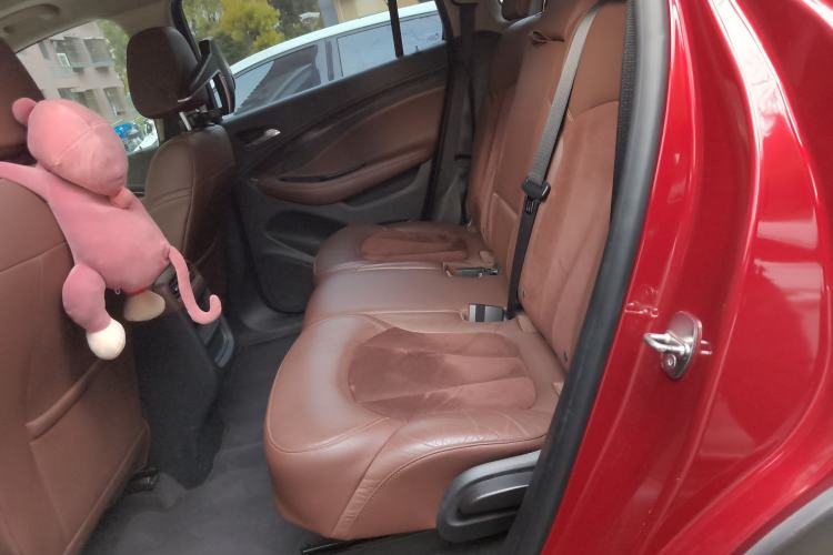 Used Buick Envision 2017 28T Four-Wheel Drive Elite Model Left Rear Seat
