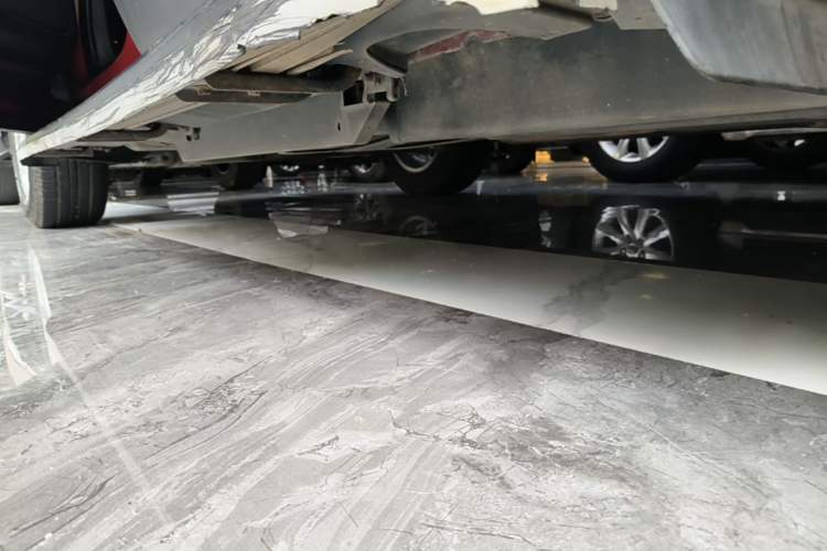 Used Buick Envision 2017 20T Two-Wheel Drive Elite Version Left Side Sill