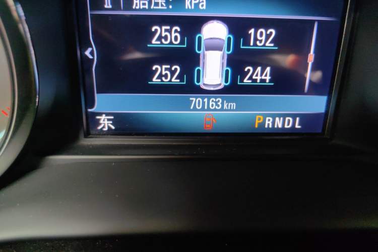 Used Buick Envision 2017 20T Two-Wheel Drive Luxury Model Odometer Close Up