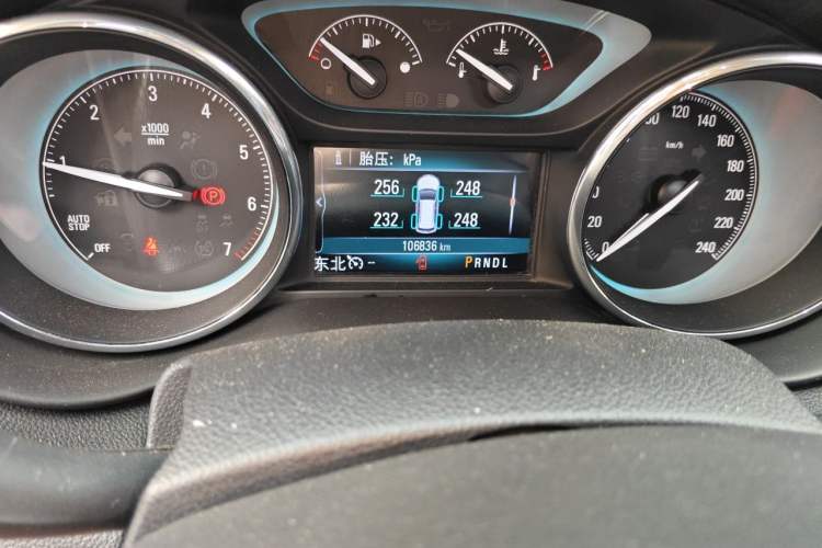 Used Buick Envision 2017 20T Two-Wheel Drive Luxury Model Odometer Close Up