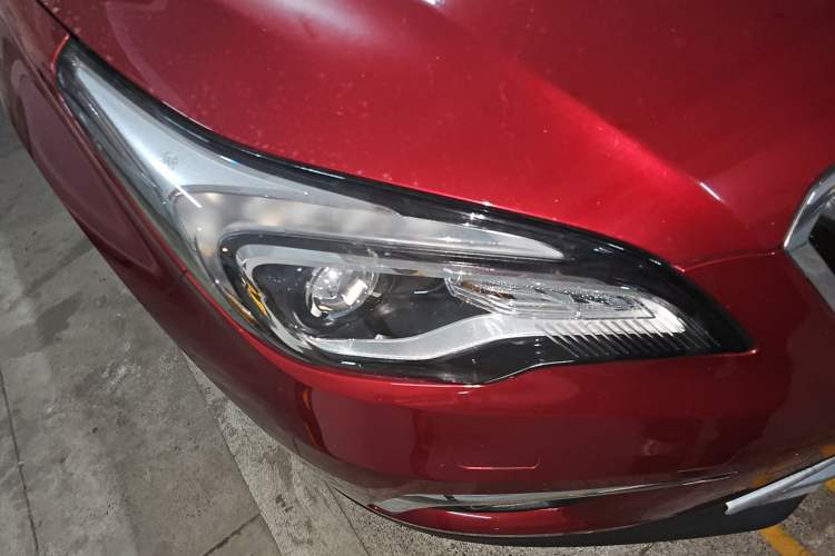 Used Buick Envision 2017 20T Two-Wheel Drive Luxury Model Right Front Headlight