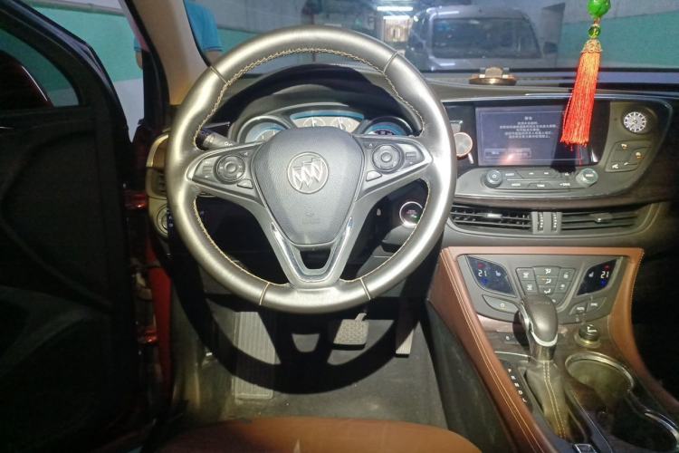 Used Buick Envision 2017 20T Two-Wheel Drive Luxury Model Steering Wheel