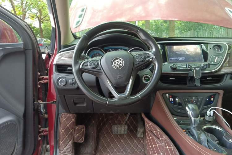Used Buick Envision 2017 20T Two-Wheel Drive Luxury Model Steering Wheel