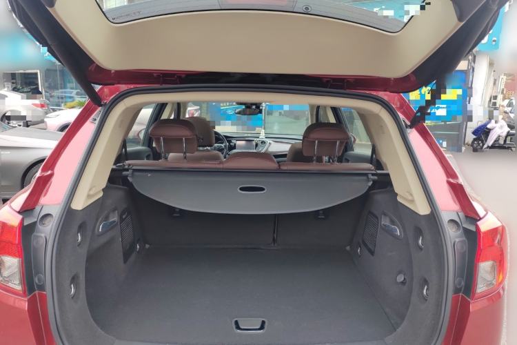 Used Buick Envision 2017 20T Two-Wheel Drive Luxury Model Trunk